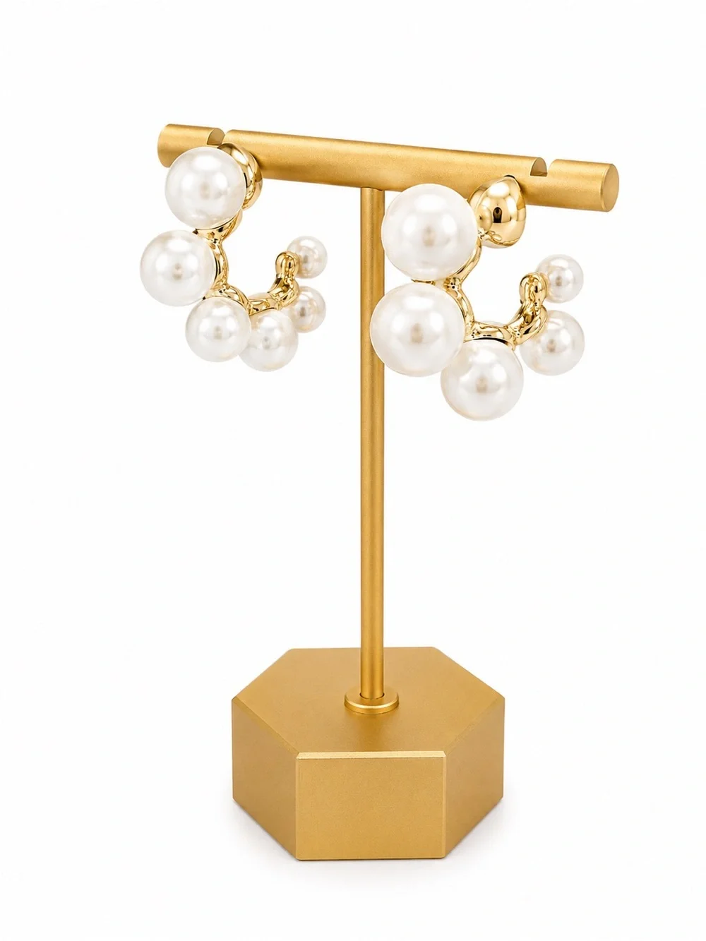 Lightweight Faux‎ Pearl Hoop Earrings Gold Tone Acrylic Pearl Statement NWT.